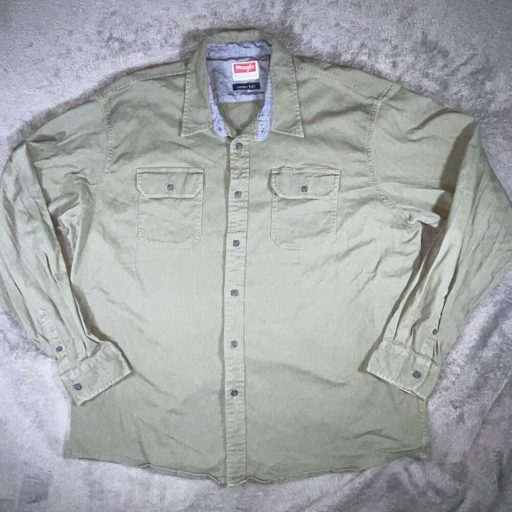 Wrangler Men Button Up Shirt 2XL Green Long Sleeve Pockets Collar Flex Comfort
